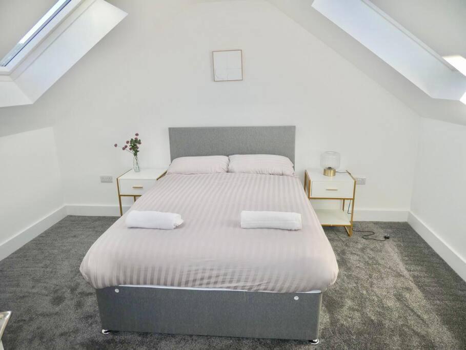Spacious 4-Bed Semi-Detached Home With Garden Liverpool Exterior foto